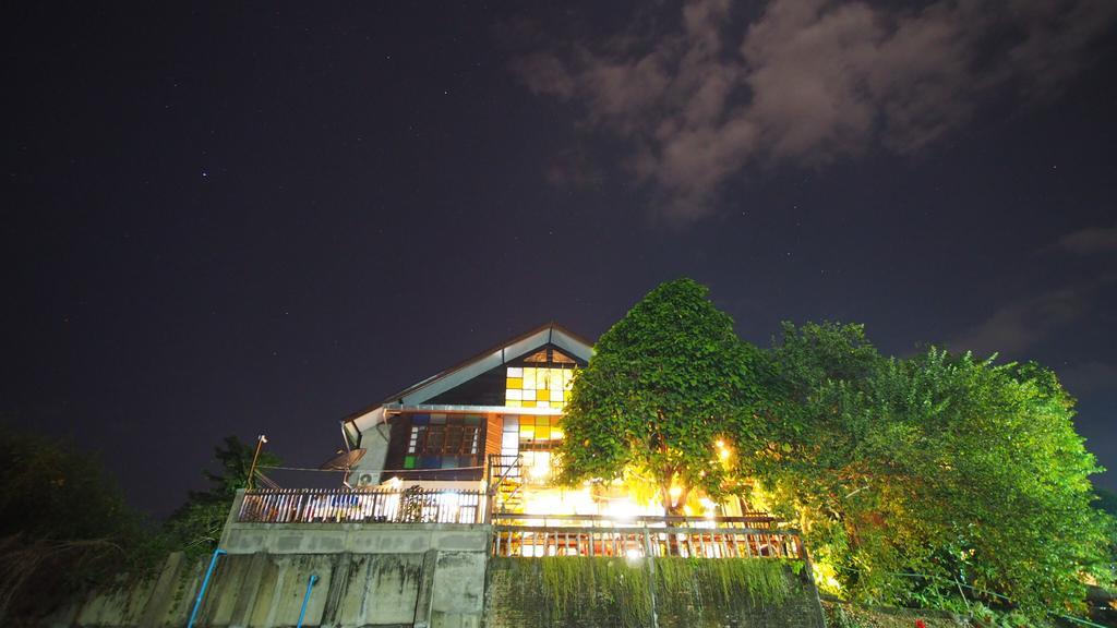 Pround Nan Cottage Exterior photo